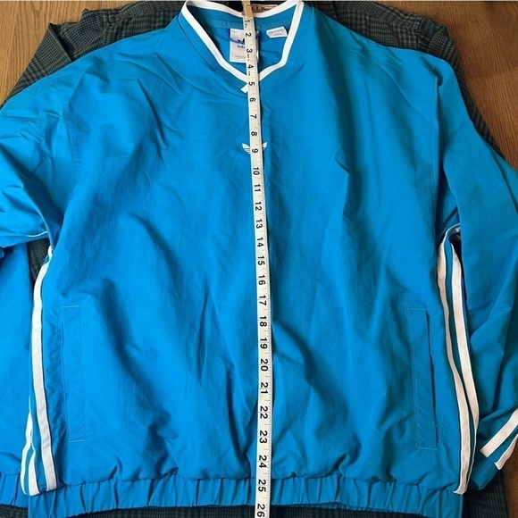 Adidas Wind Pullover Jacket Gender Neutral Teal Blue V Neck EUC - Picture 13 of 14